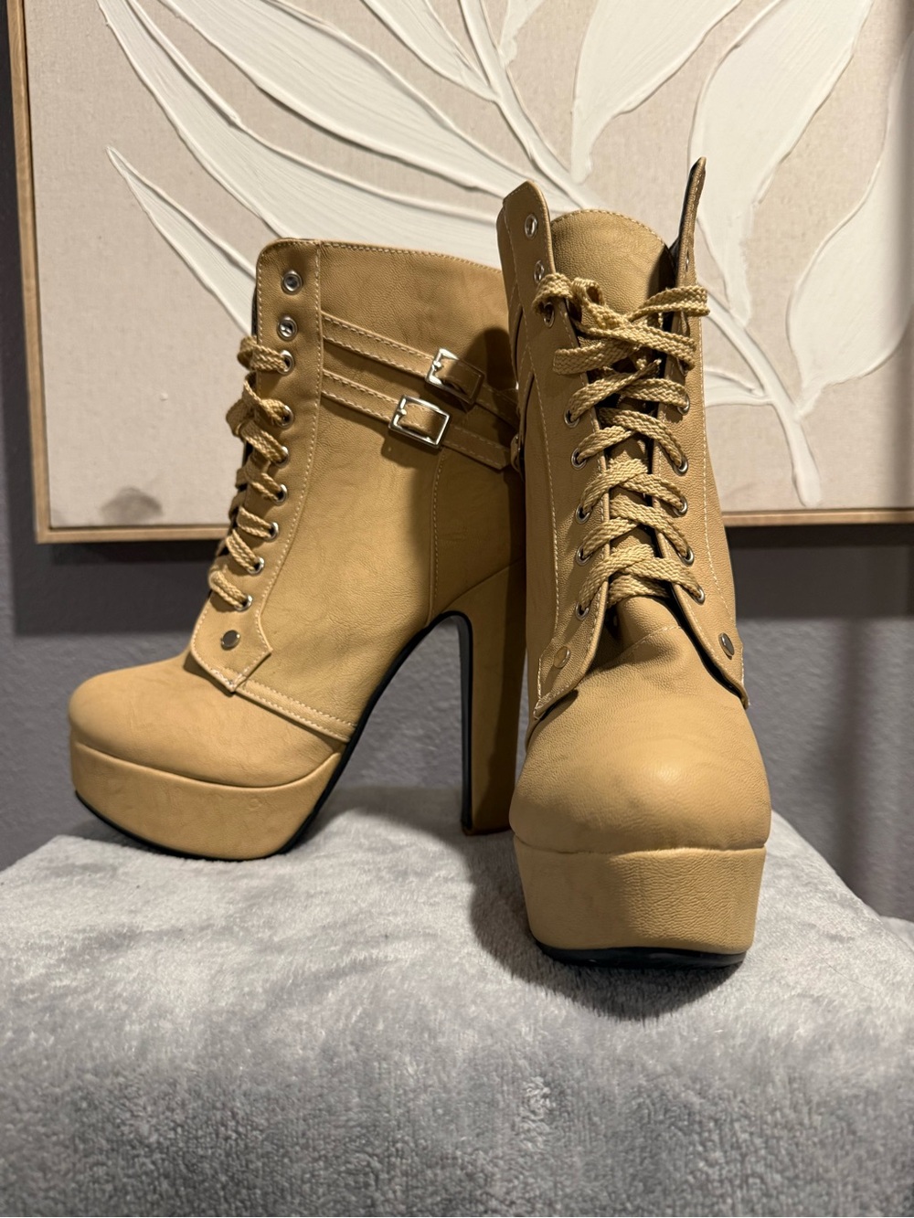 Women’s EU 40 Tan Lace Up Platform Stiletto Ankle Boots Buckle Y2K